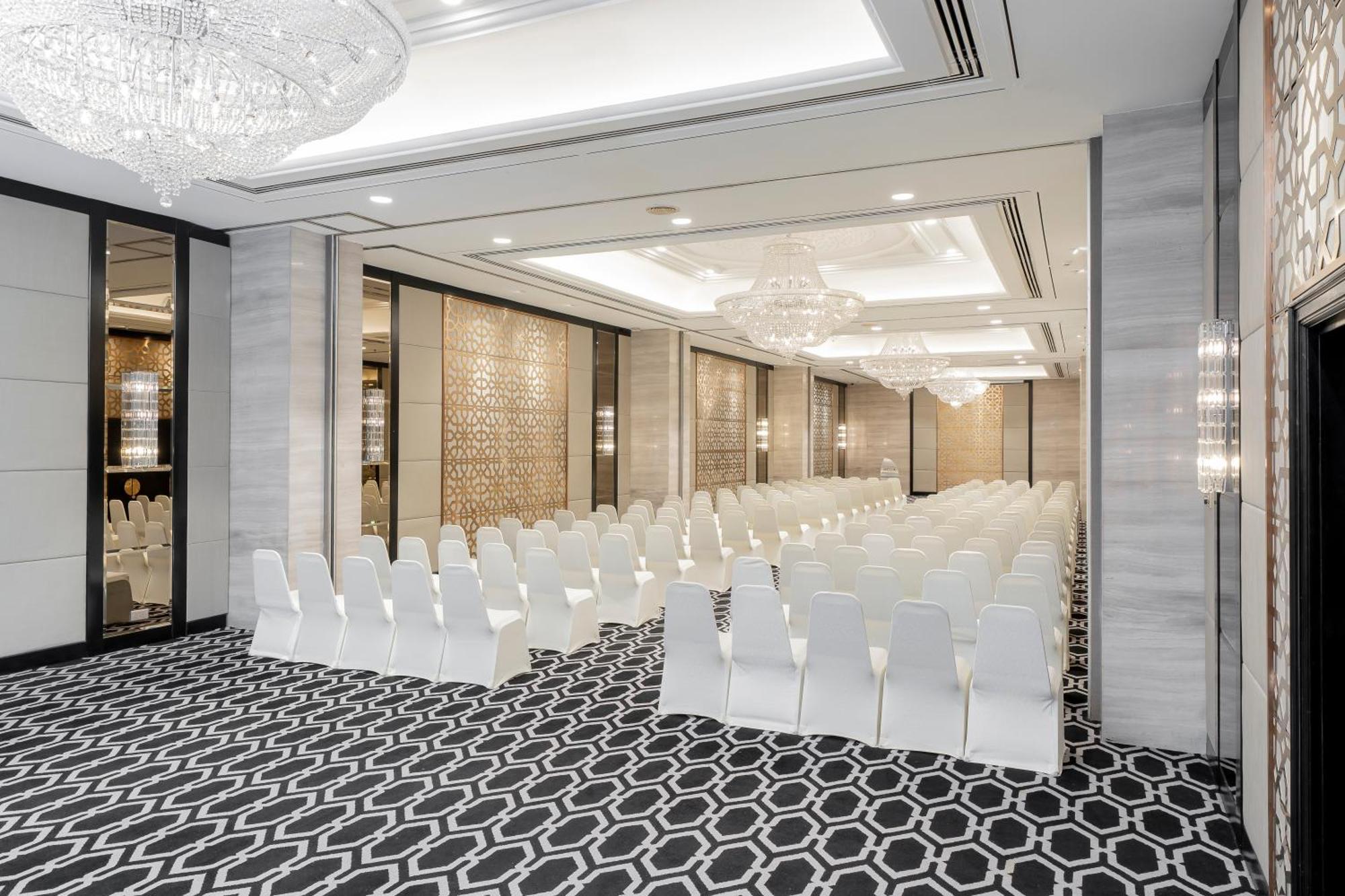 Melia Hotel 4*